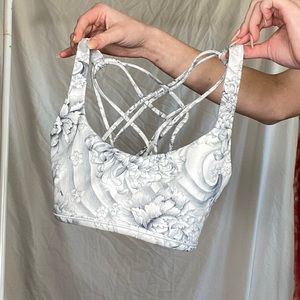 LULULEMON BRA